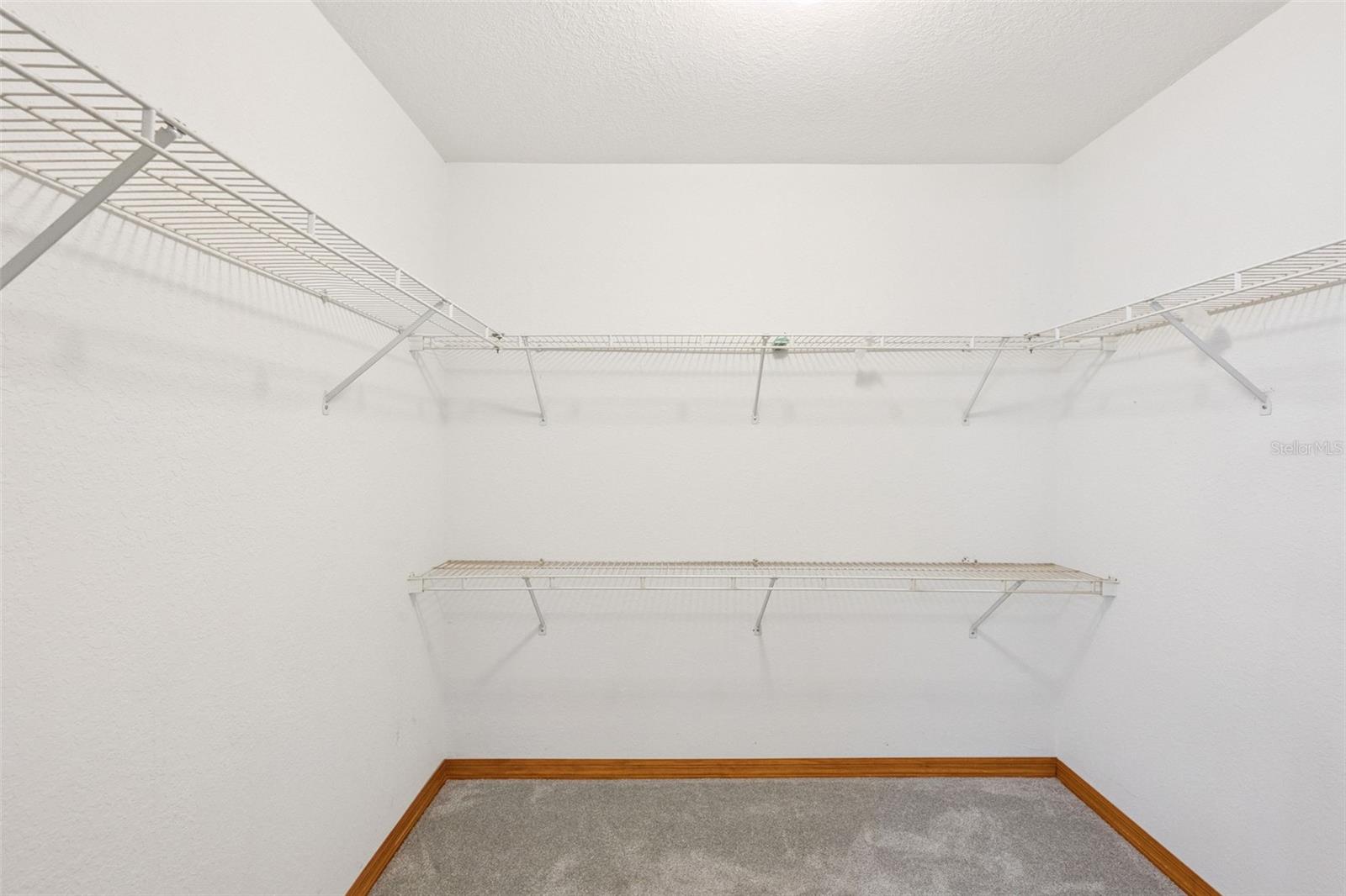 ROYAL TRAILS UNIT 01 - Residential