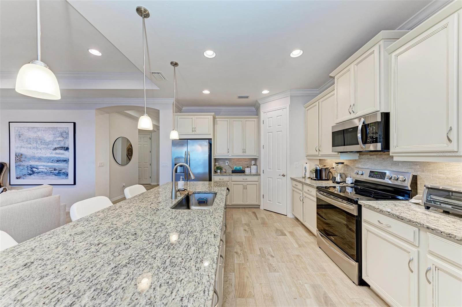 TOSCANA ISLES UN 1 - Residential Lease