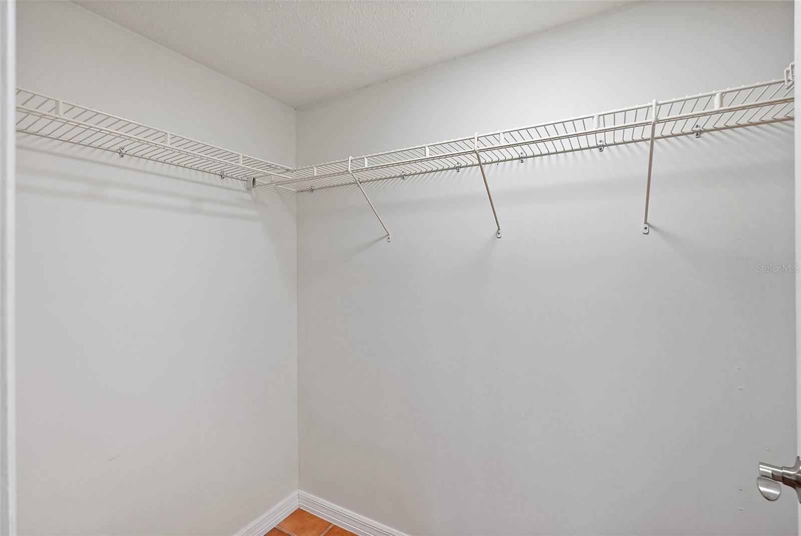 SEVILLE CONDO 2 - Residential