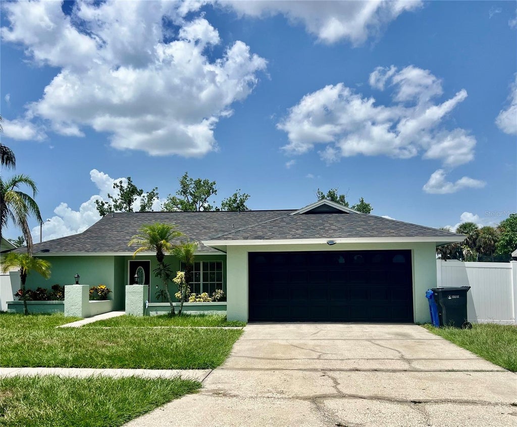 Photo of 10902 Wingate Drive, Tampa, FL 33624 (MLS # TB8525716)