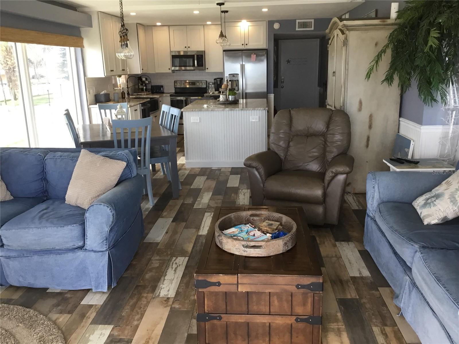 OCEAN REER VILLAS CONDO - Residential Lease