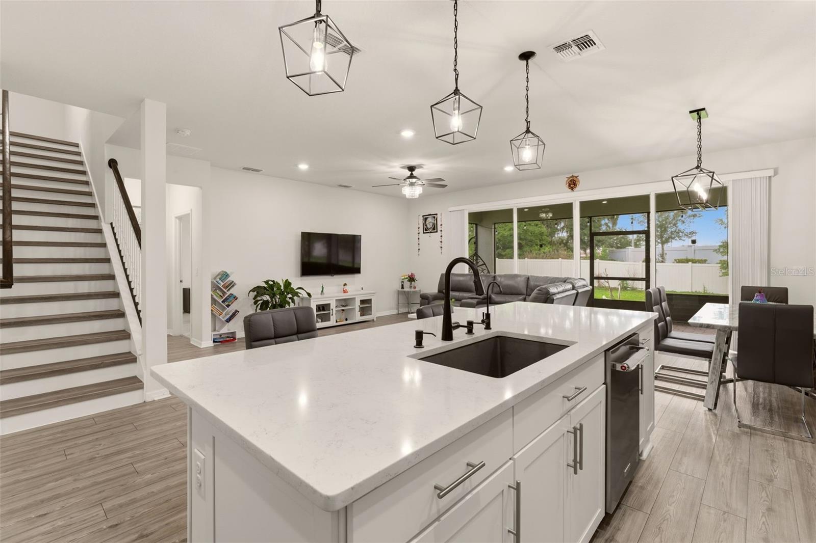 RIVER RUN PRESERVE - Residential