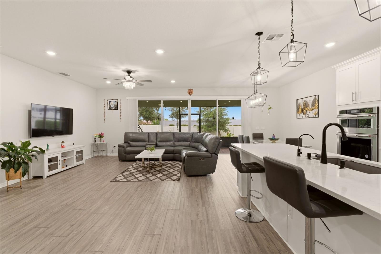 RIVER RUN PRESERVE - Residential