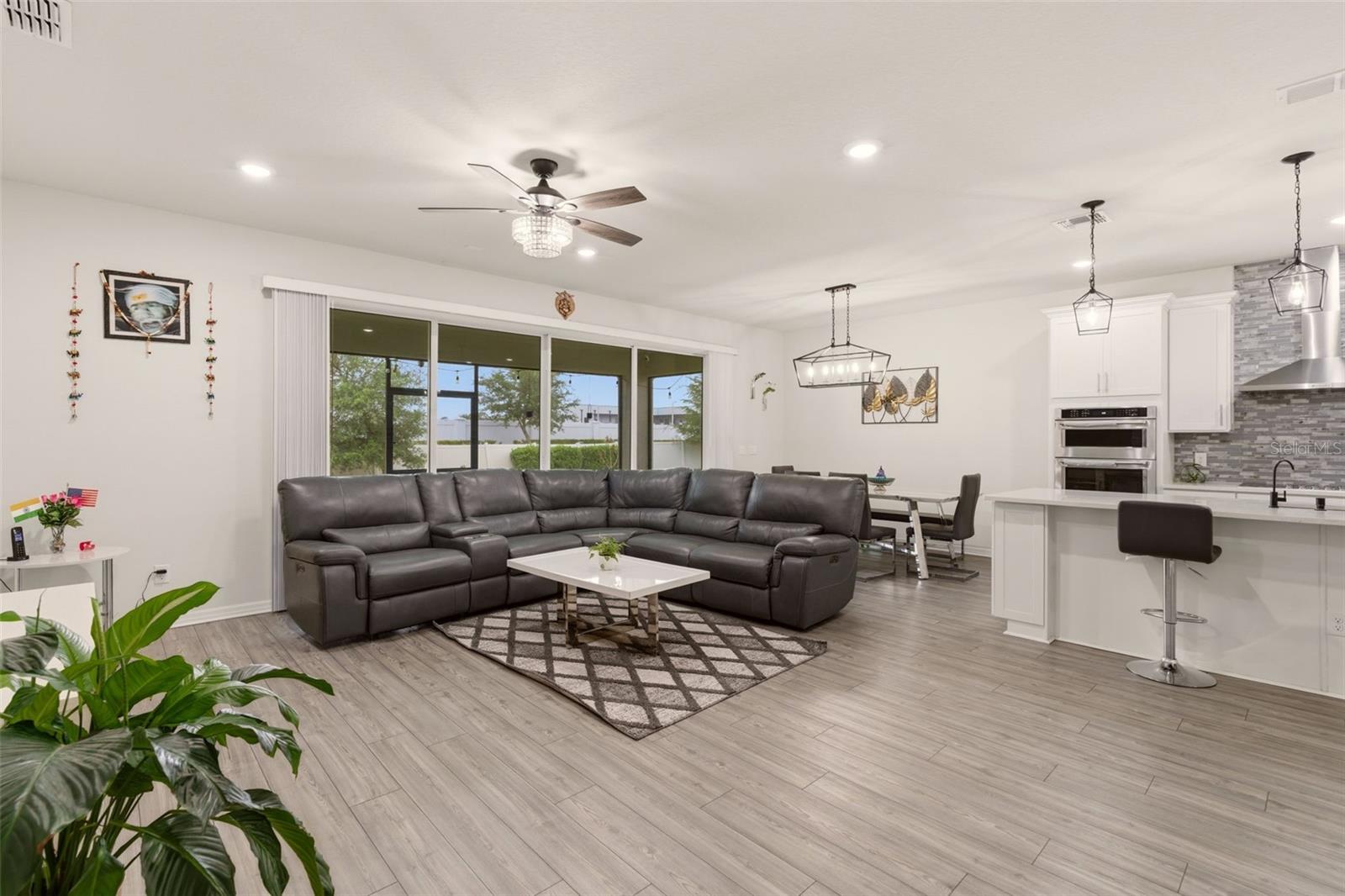 RIVER RUN PRESERVE - Residential