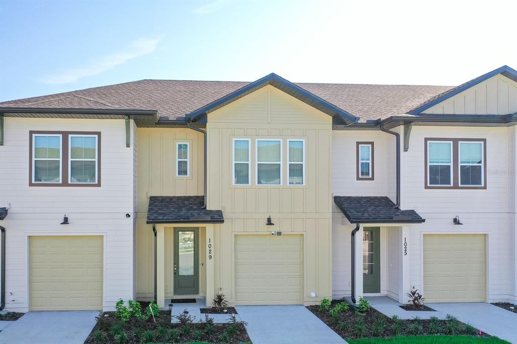Photo of 1029 Plantation Lane, Davenport, FL 33896 (MLS # O6412688)