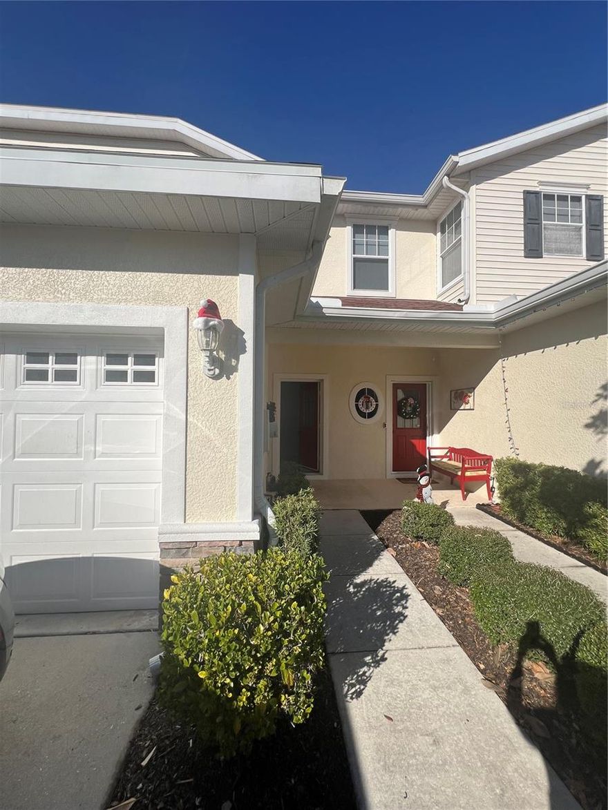 **ANNUAL** BEAUTIFUL 2/2.5 LAKESIDE PLANTATION TOWNHOME WITH 1 CAR GARAGE AVAILABLE NOW**NEW CARPET AND FRESH PAINT!! Main floor has an open floor plan with kitchen and great room, and half bath.  Access to lanai from kitchen area; screened lanai overlooks quiet back yard on a cul-de-sac. Primary bedroom with ensuite, second bedroom and bathroom are located on second floor.  Many community amenities available including: large community pool, playground, tennis courts, basketball and so much more. Located conveniently to shopping and restaurants. Sorry no pets!  Schedule your showing TODAY!!