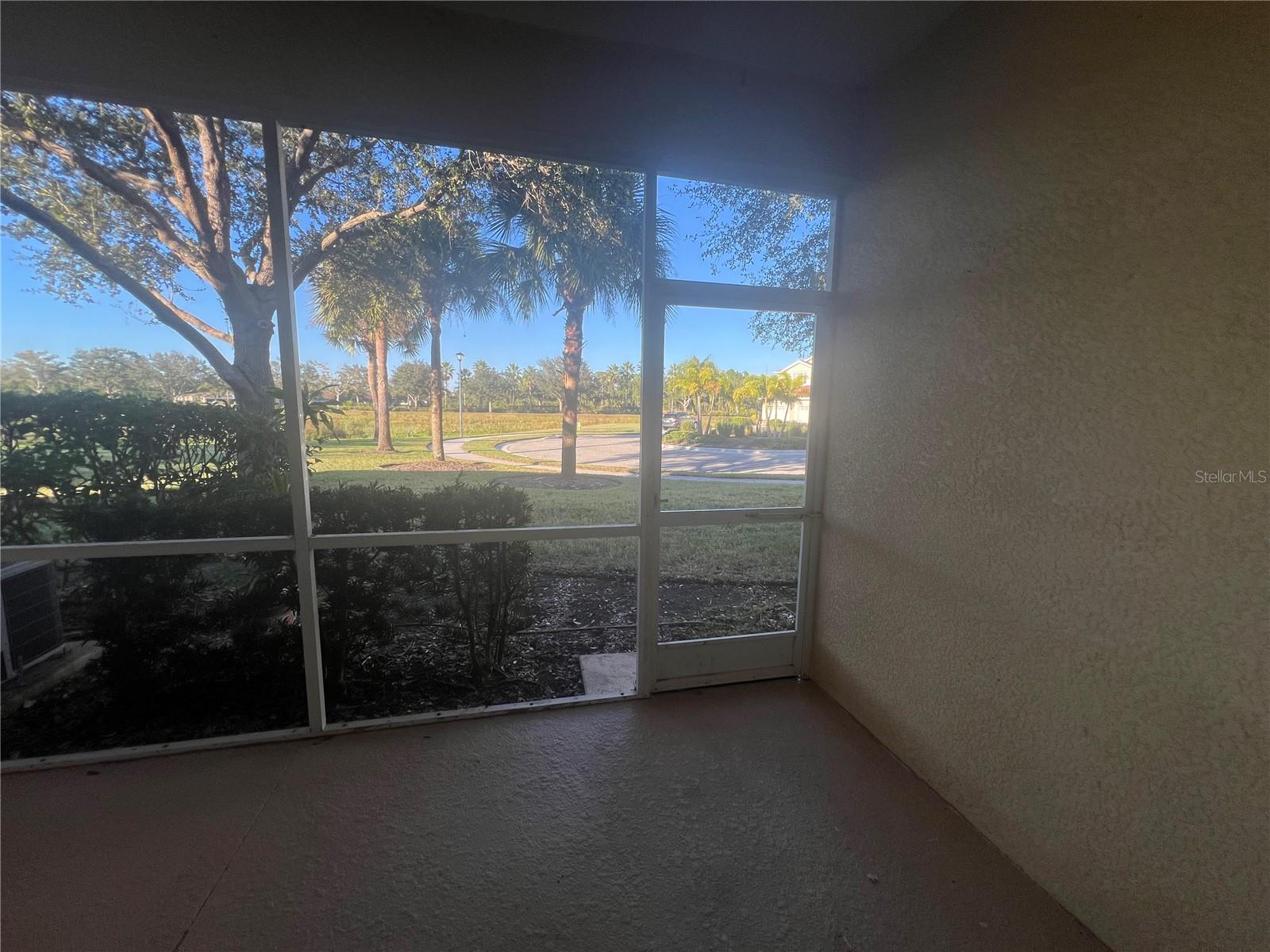 TOWNS AT LAKESIDE - Residential Lease