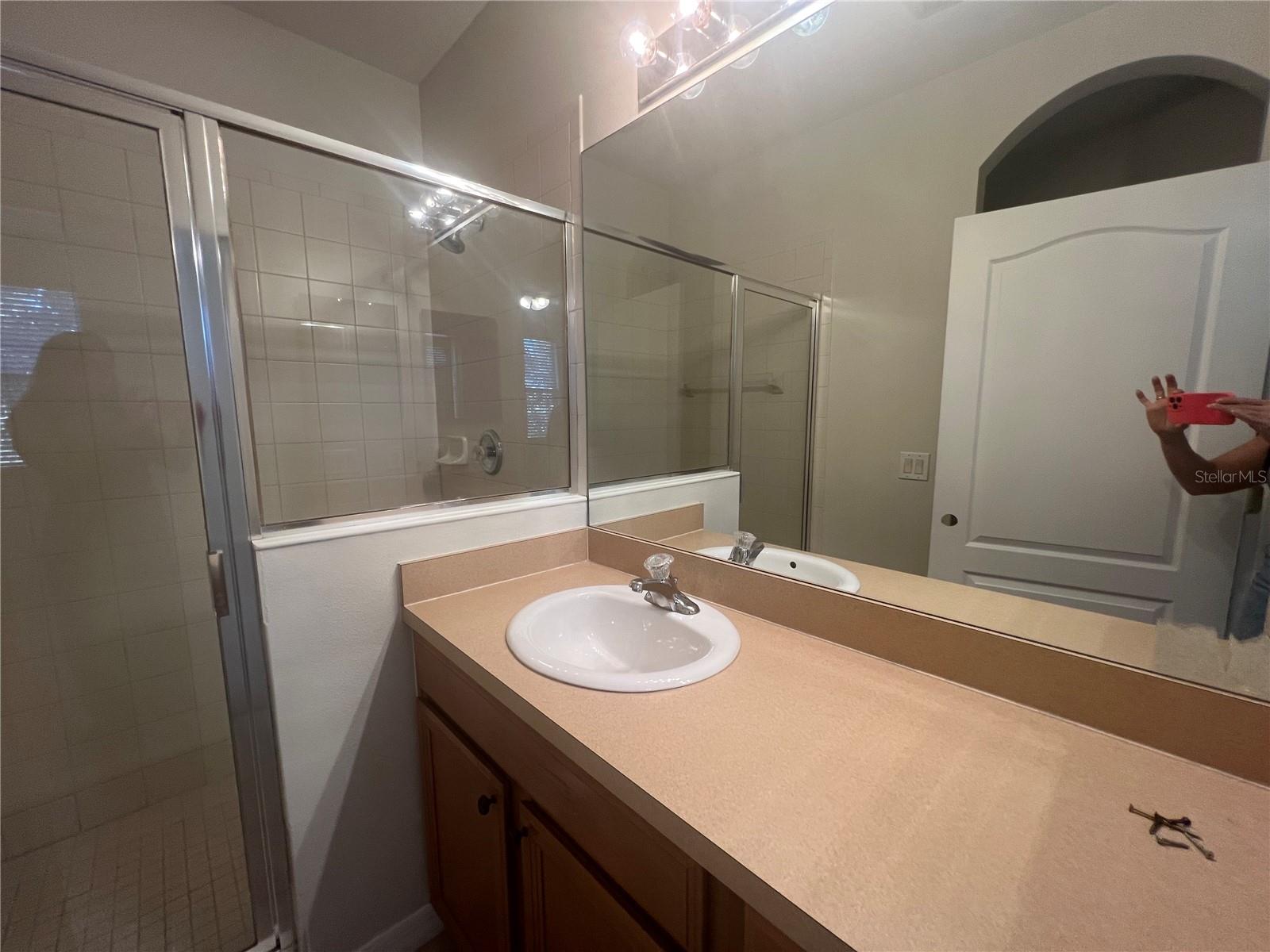 TOWNS AT LAKESIDE - Residential Lease