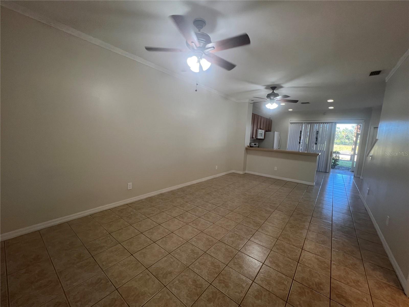 TOWNS AT LAKESIDE - Residential Lease