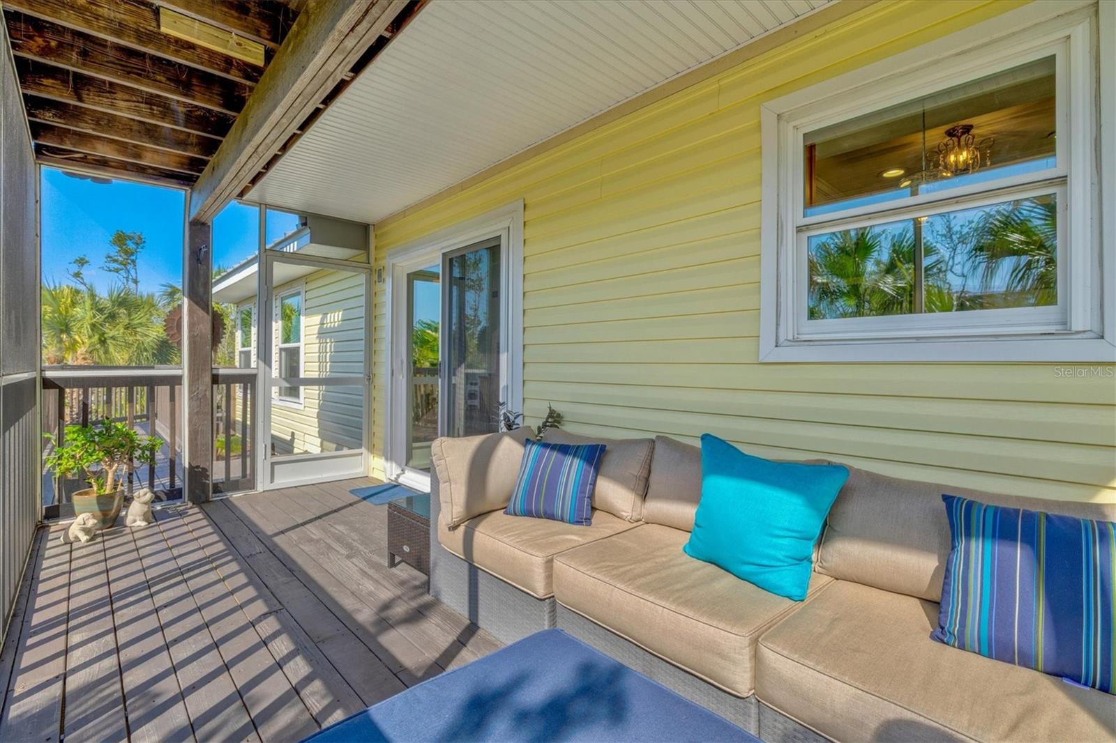 HOLMES BEACH THIRTY-THIRD UNIT - Residential