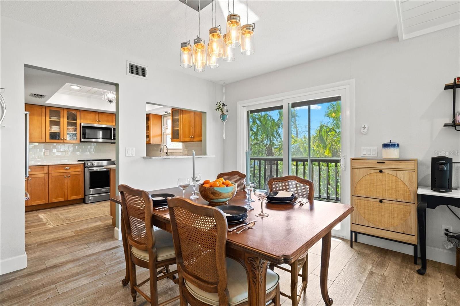 HOLMES BEACH THIRTY-THIRD UNIT - Residential