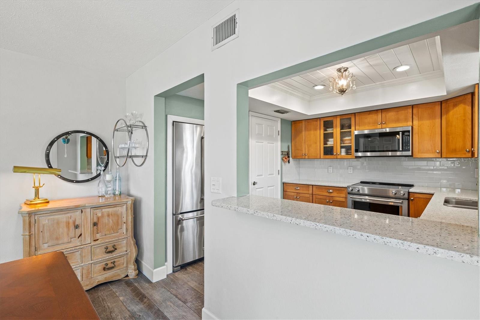 HOLMES BEACH THIRTY-THIRD UNIT - Residential