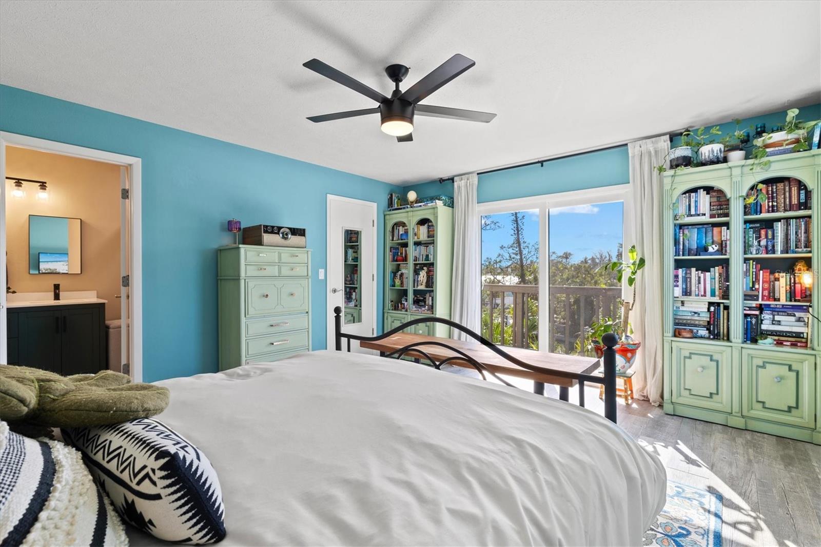 HOLMES BEACH THIRTY-THIRD UNIT - Residential