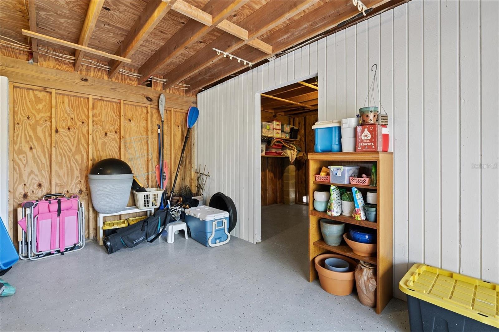 HOLMES BEACH THIRTY-THIRD UNIT - Residential