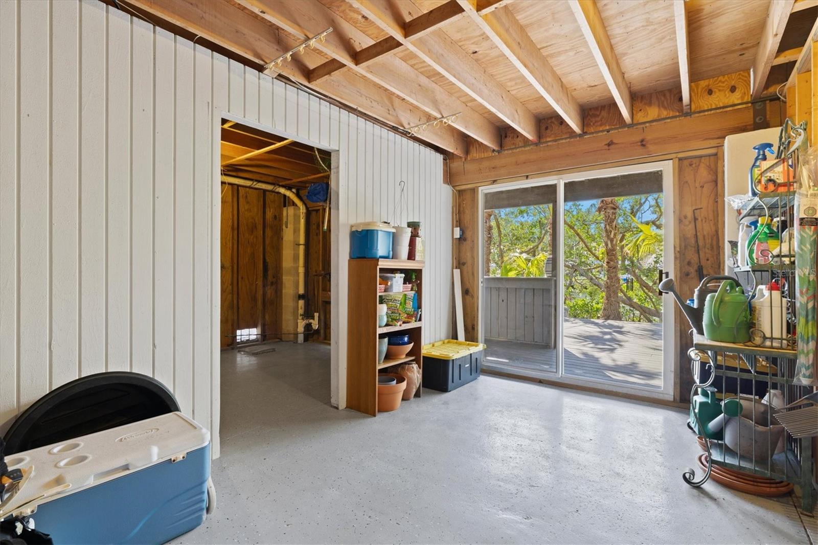 HOLMES BEACH THIRTY-THIRD UNIT - Residential