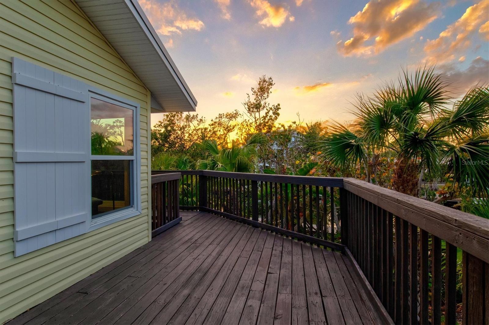 HOLMES BEACH THIRTY-THIRD UNIT - Residential