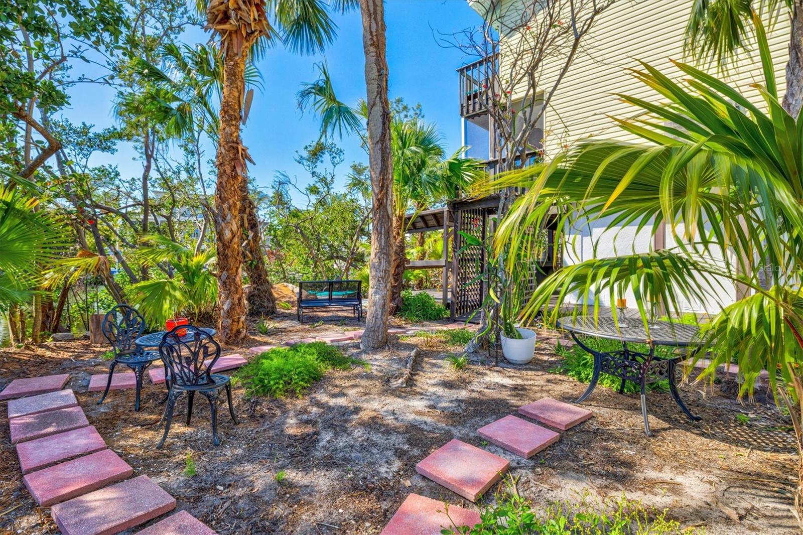 HOLMES BEACH THIRTY-THIRD UNIT - Residential