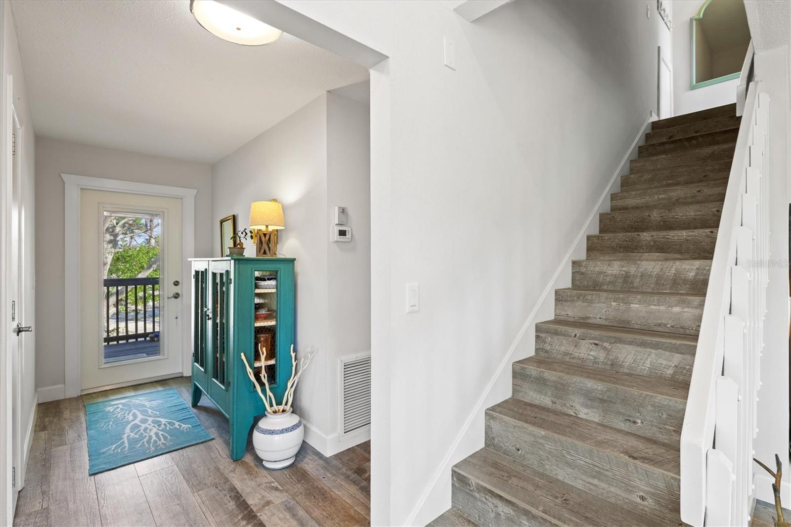 HOLMES BEACH THIRTY-THIRD UNIT - Residential