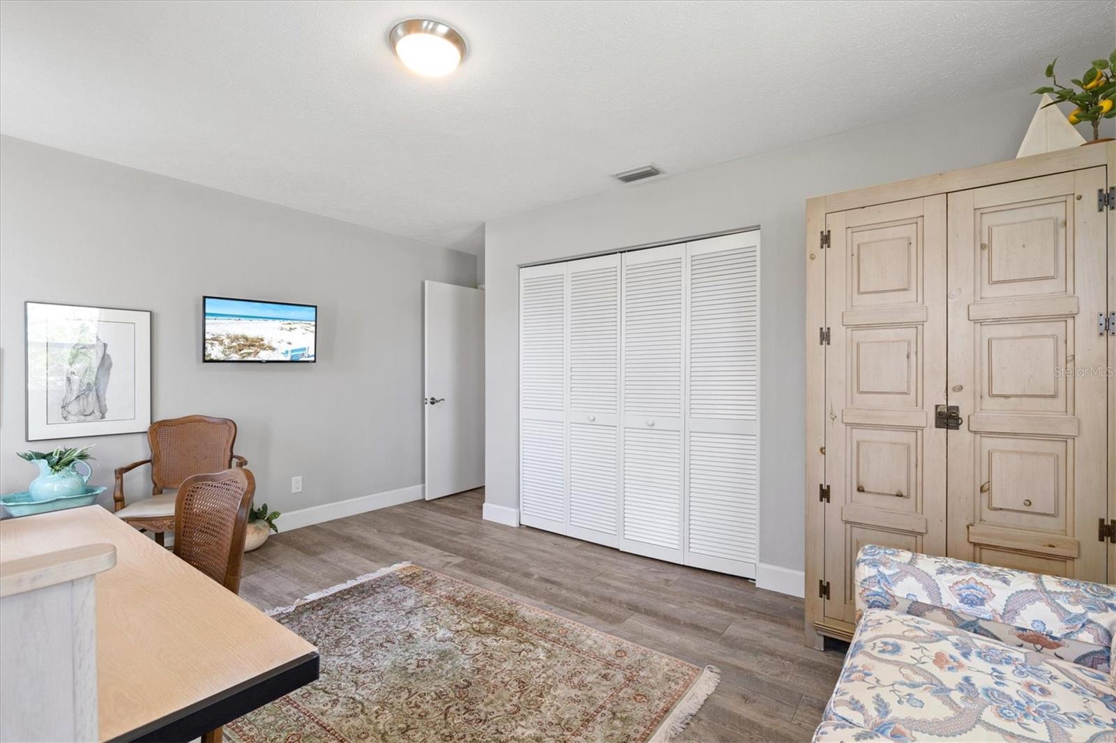 HOLMES BEACH THIRTY-THIRD UNIT - Residential