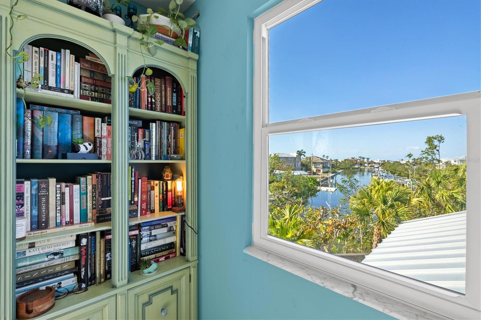 HOLMES BEACH THIRTY-THIRD UNIT - Residential