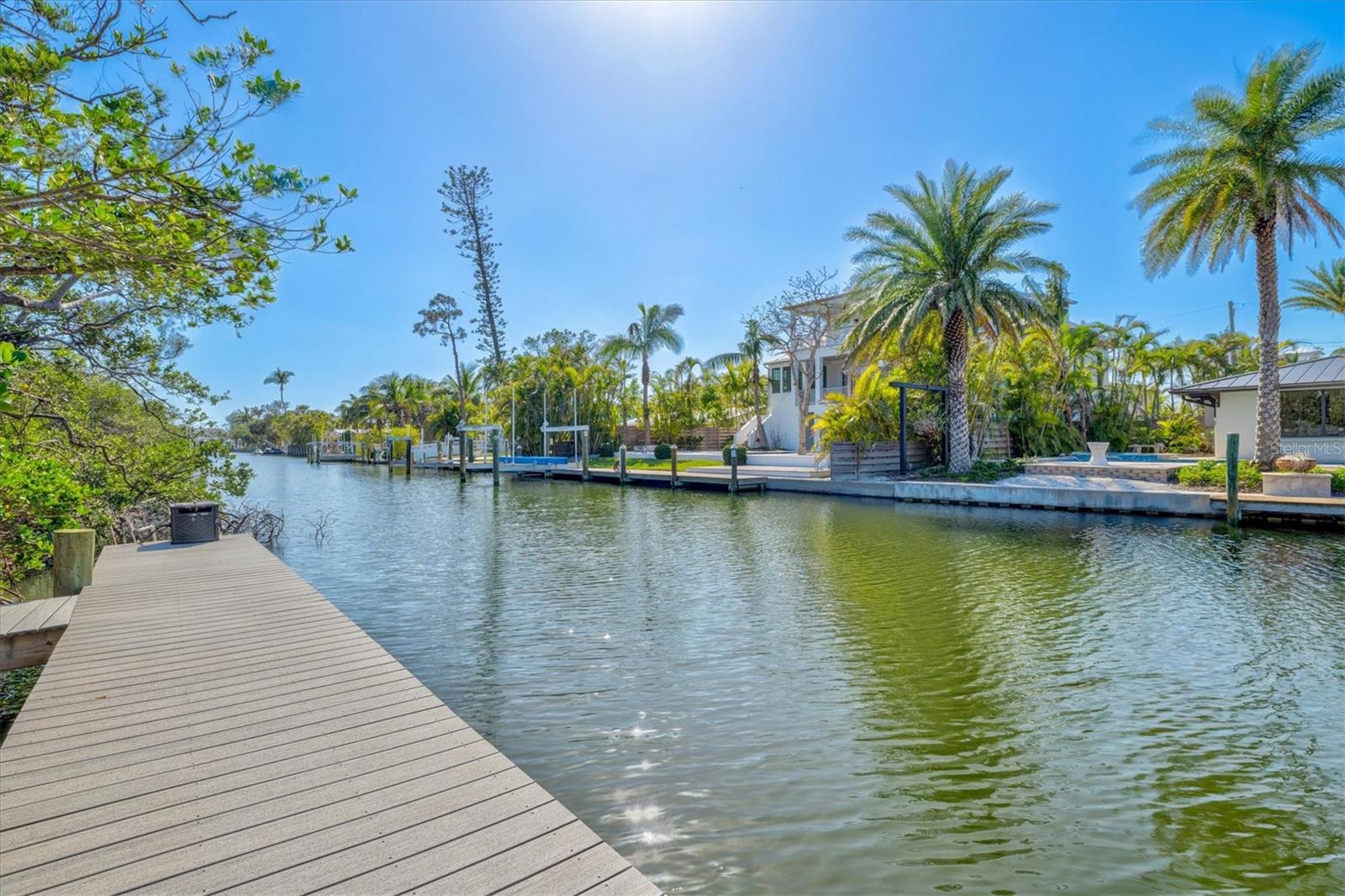 HOLMES BEACH THIRTY-THIRD UNIT - Residential