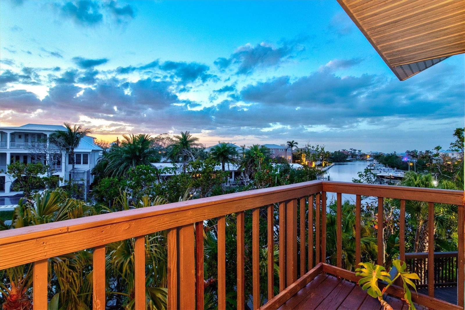 HOLMES BEACH THIRTY-THIRD UNIT - Residential