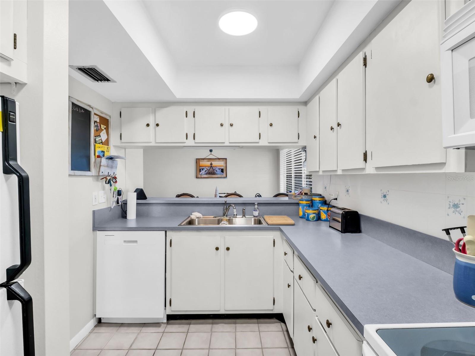 WINDRUSH BAY CONDO - Residential