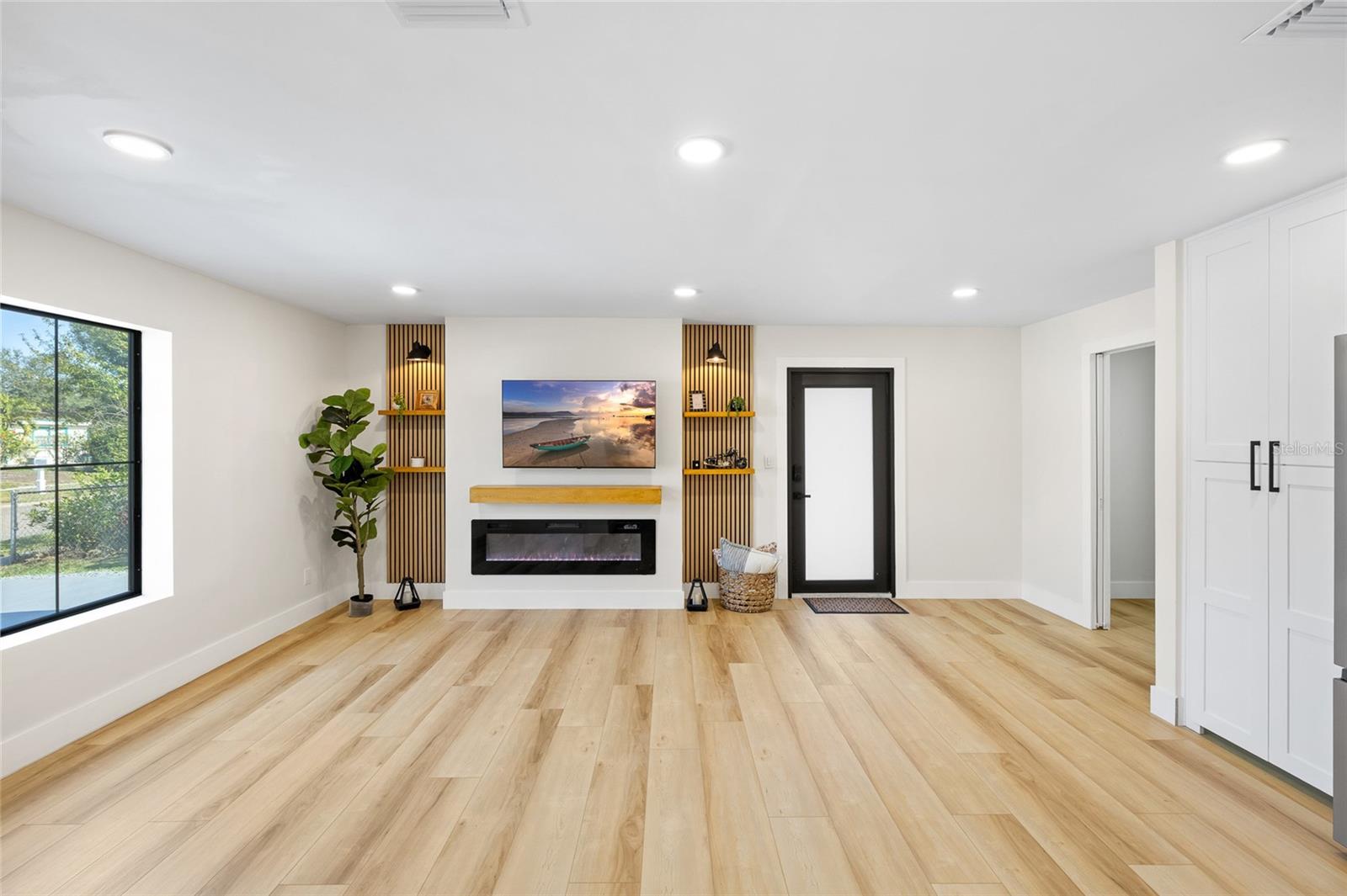 GANDY GARDENS 2 - Residential