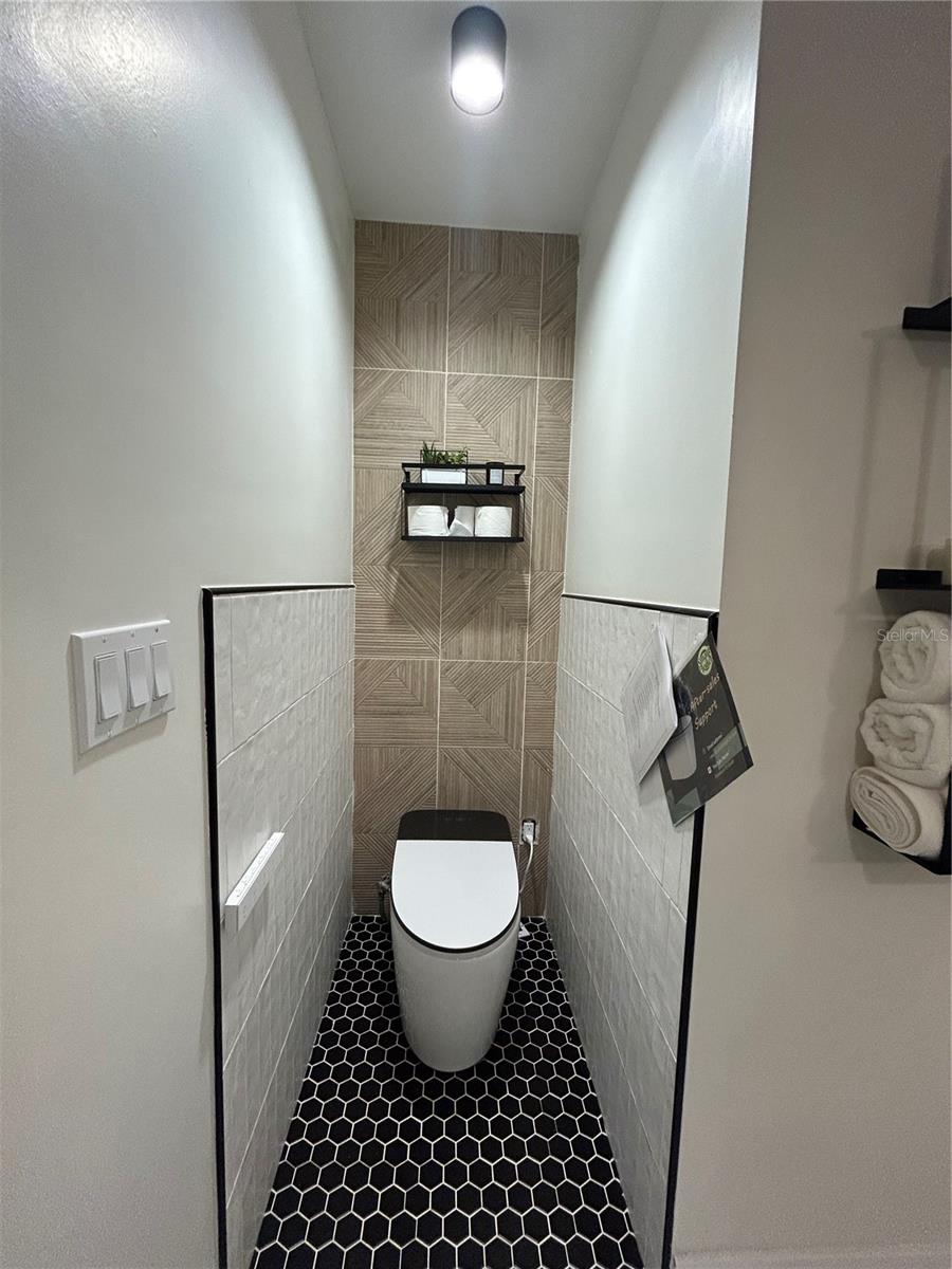 GANDY GARDENS 2 - Residential