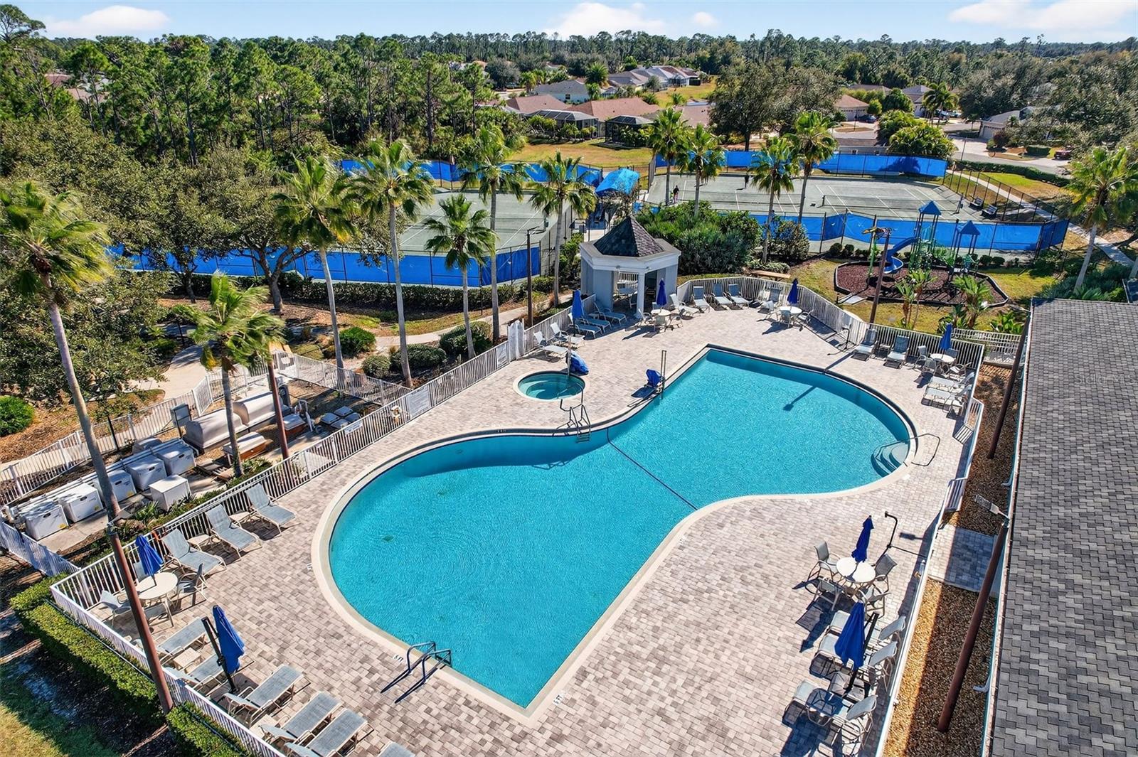 LAKESIDE PLANTATION - Residential