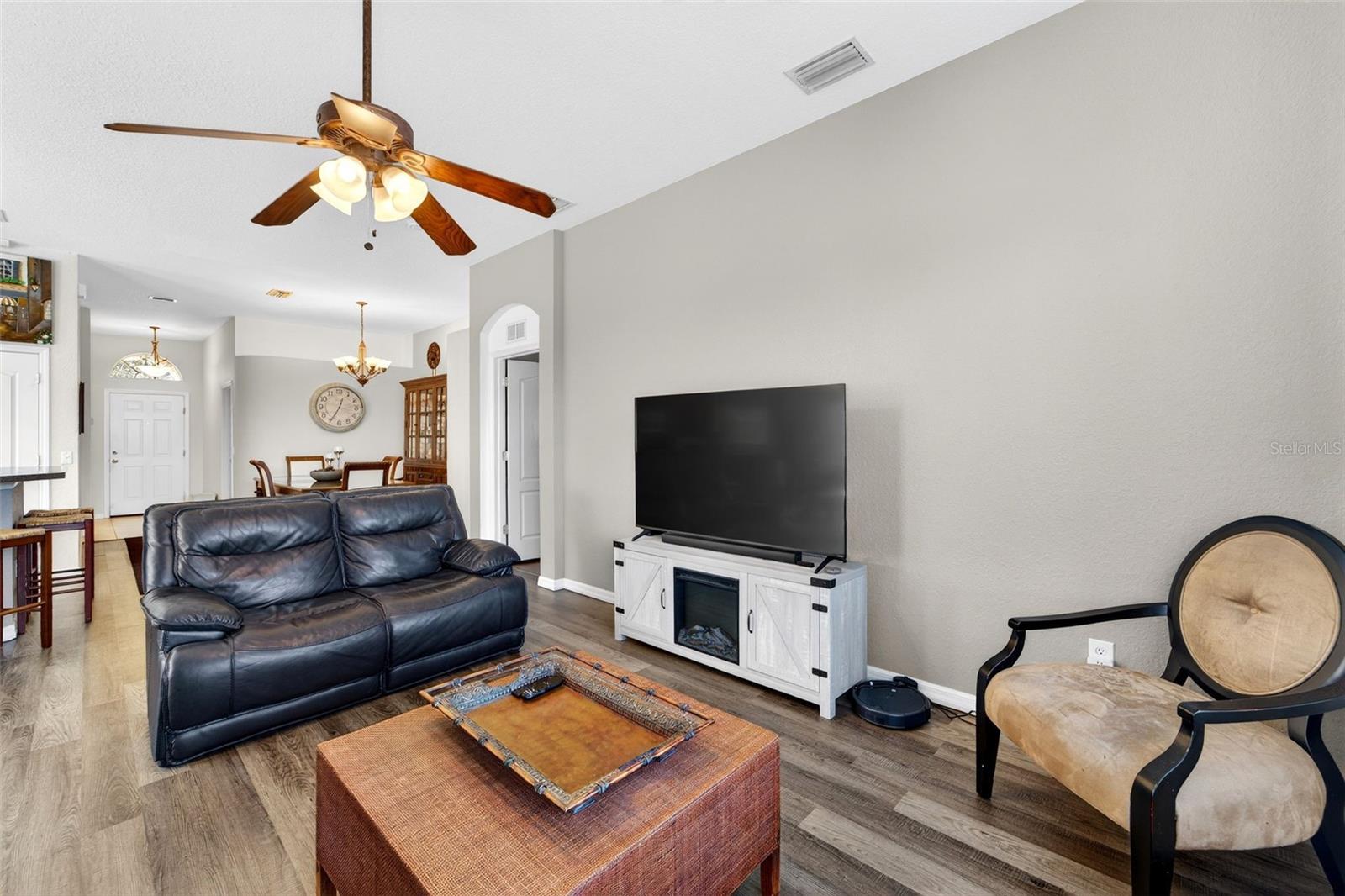 LAKESIDE PLANTATION - Residential