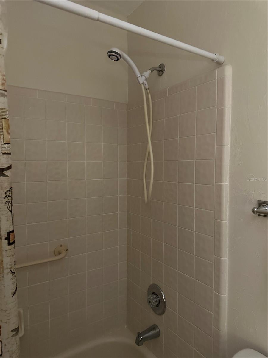 HAILE PLANTATION UNIT 5 - Residential