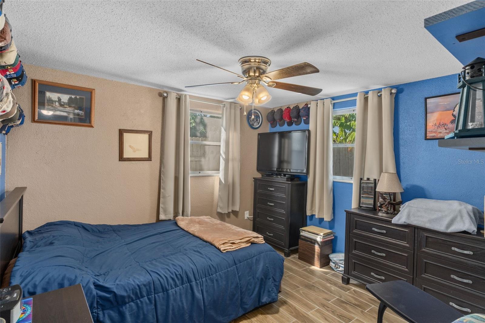 EMBASSY HILLS - Residential