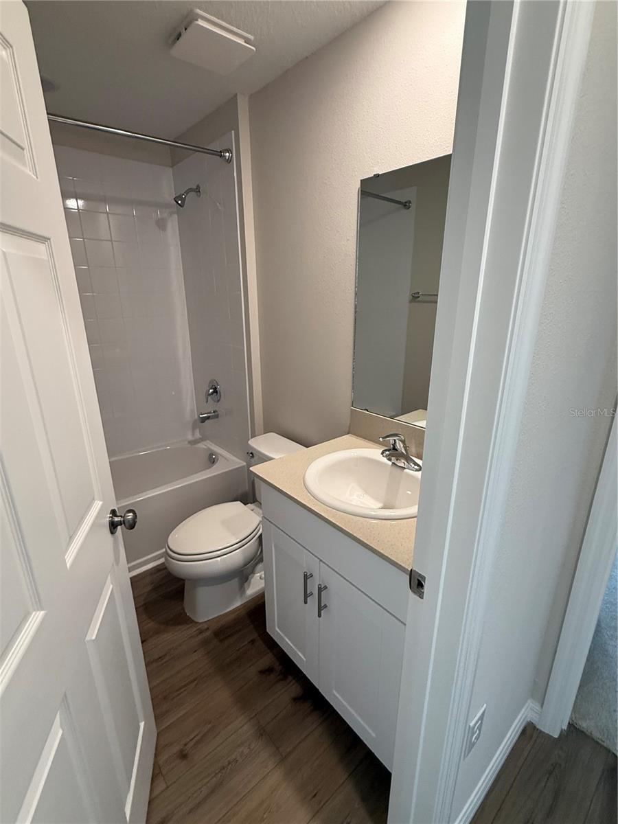 LAWSON DUNES SUB - Residential Lease