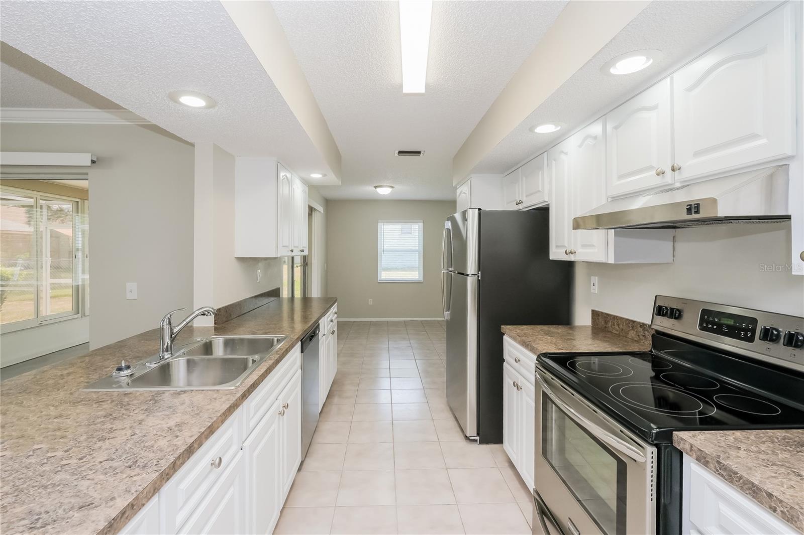 SPRING HILL - Residential Lease