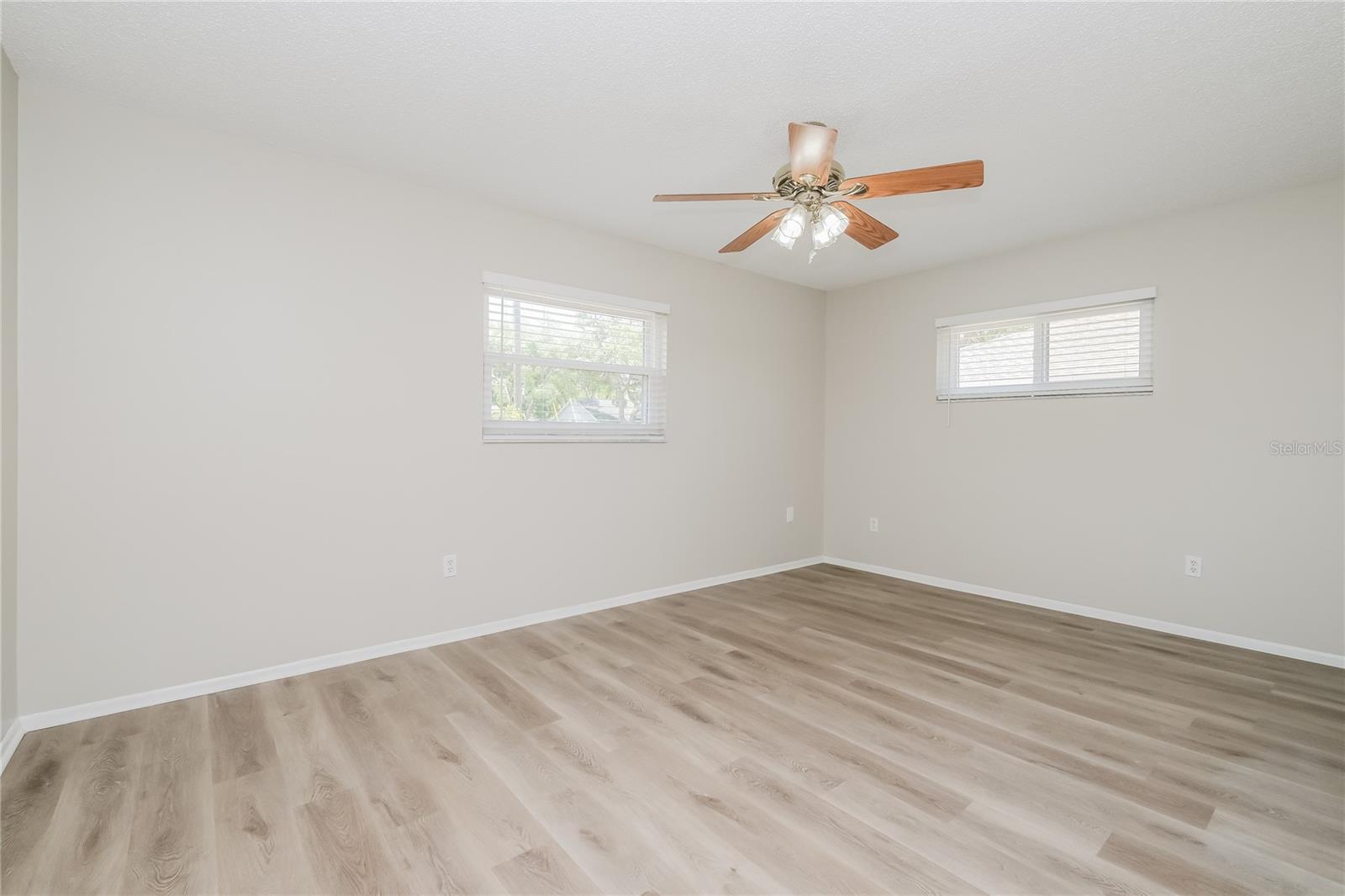 SPRING HILL - Residential Lease