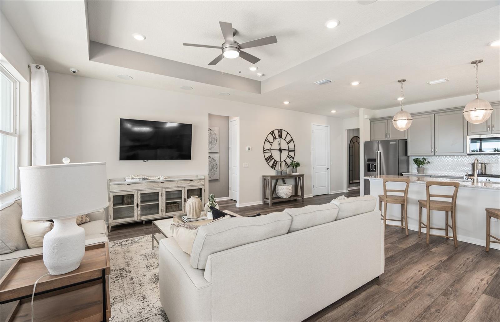 DEL WEBB OASIS - Residential