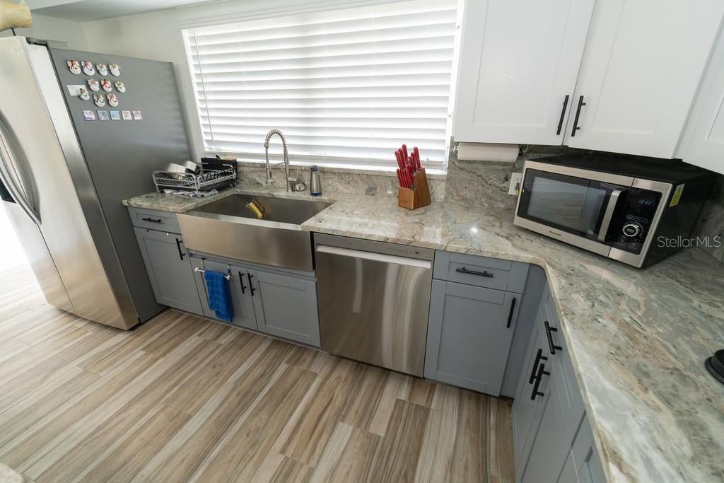 4927 BLUE HERON DRIVE
