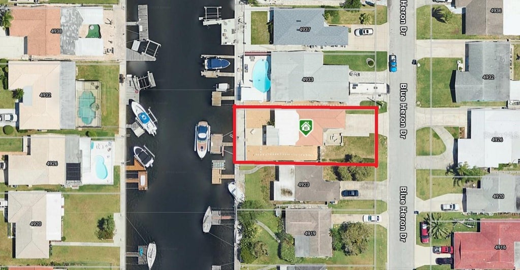 Photo of 4927 Blue Heron Drive, New Port Richey, FL 34652 (MLS # W7889208)