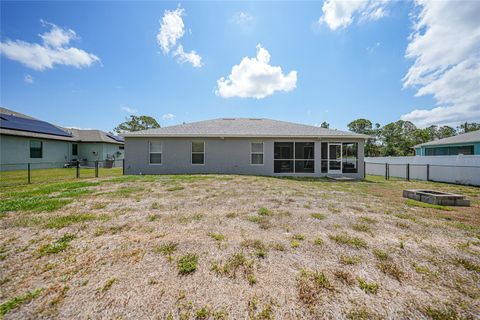 A home in PORT CHARLOTTE