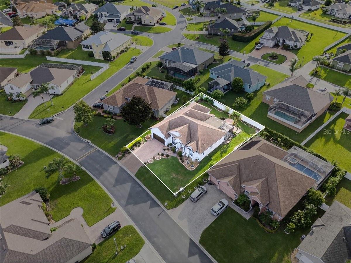 VINTAGE VIEW - Residential