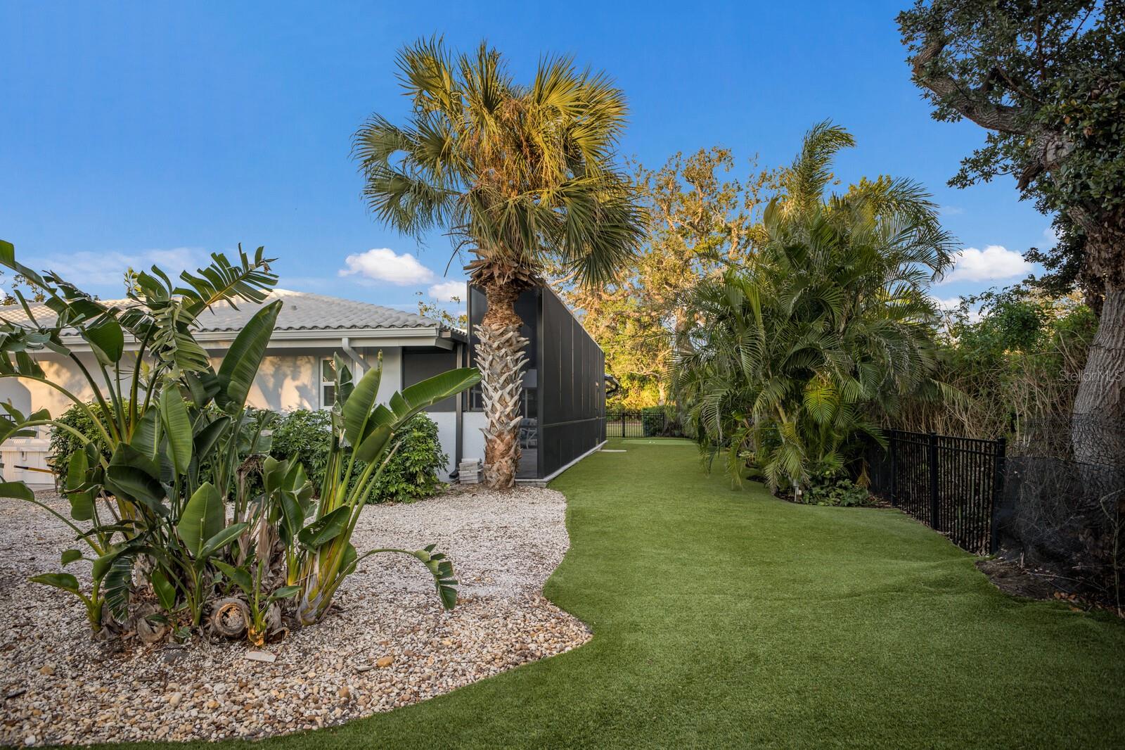 1806 CARIBBEAN DRIVE