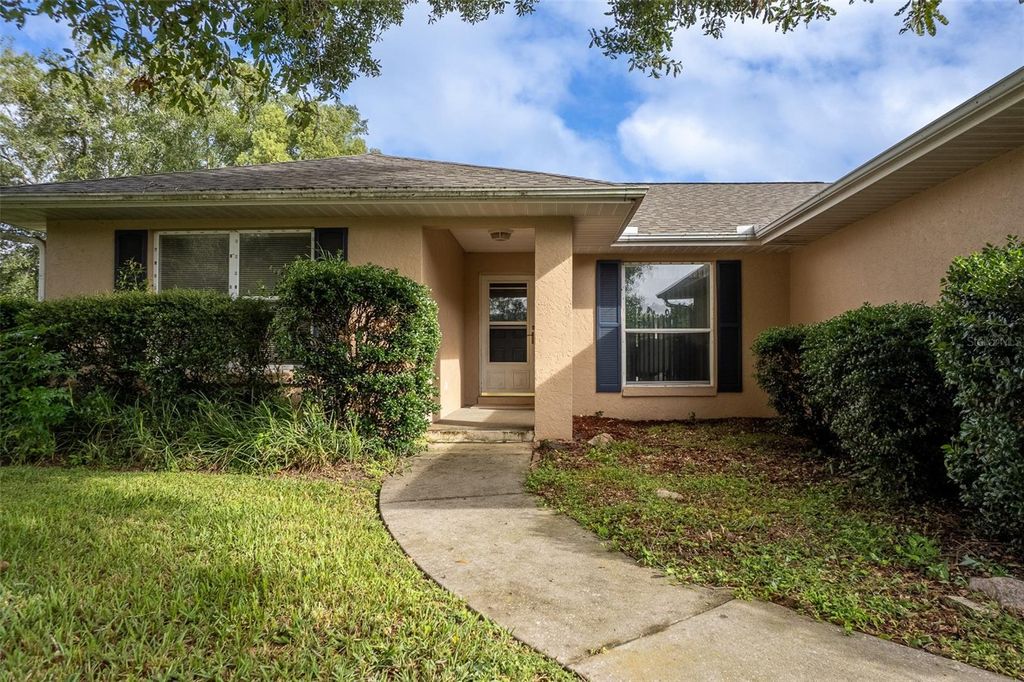 Photo of 5435 SE 24 Street, Ocala, FL 34480 (MLS # OM711091)