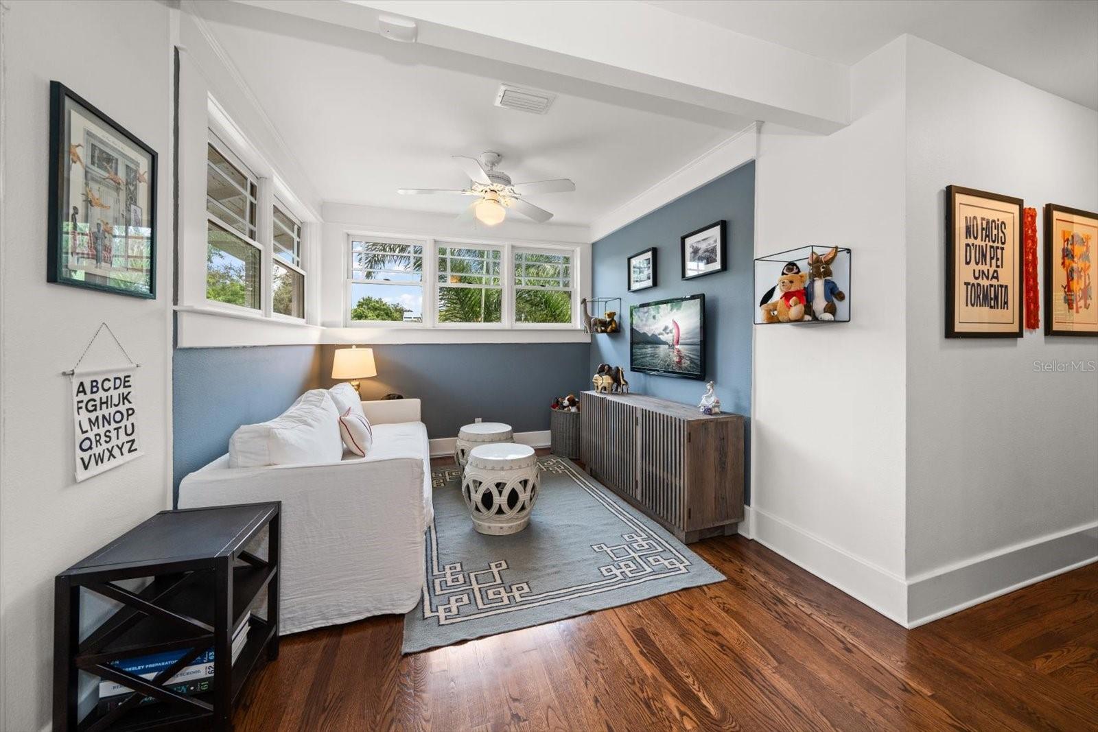 HARBOR VIEW - Residential