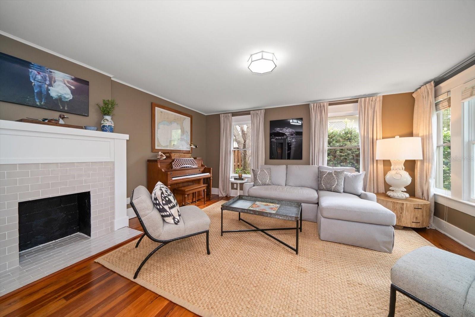 HARBOR VIEW - Residential