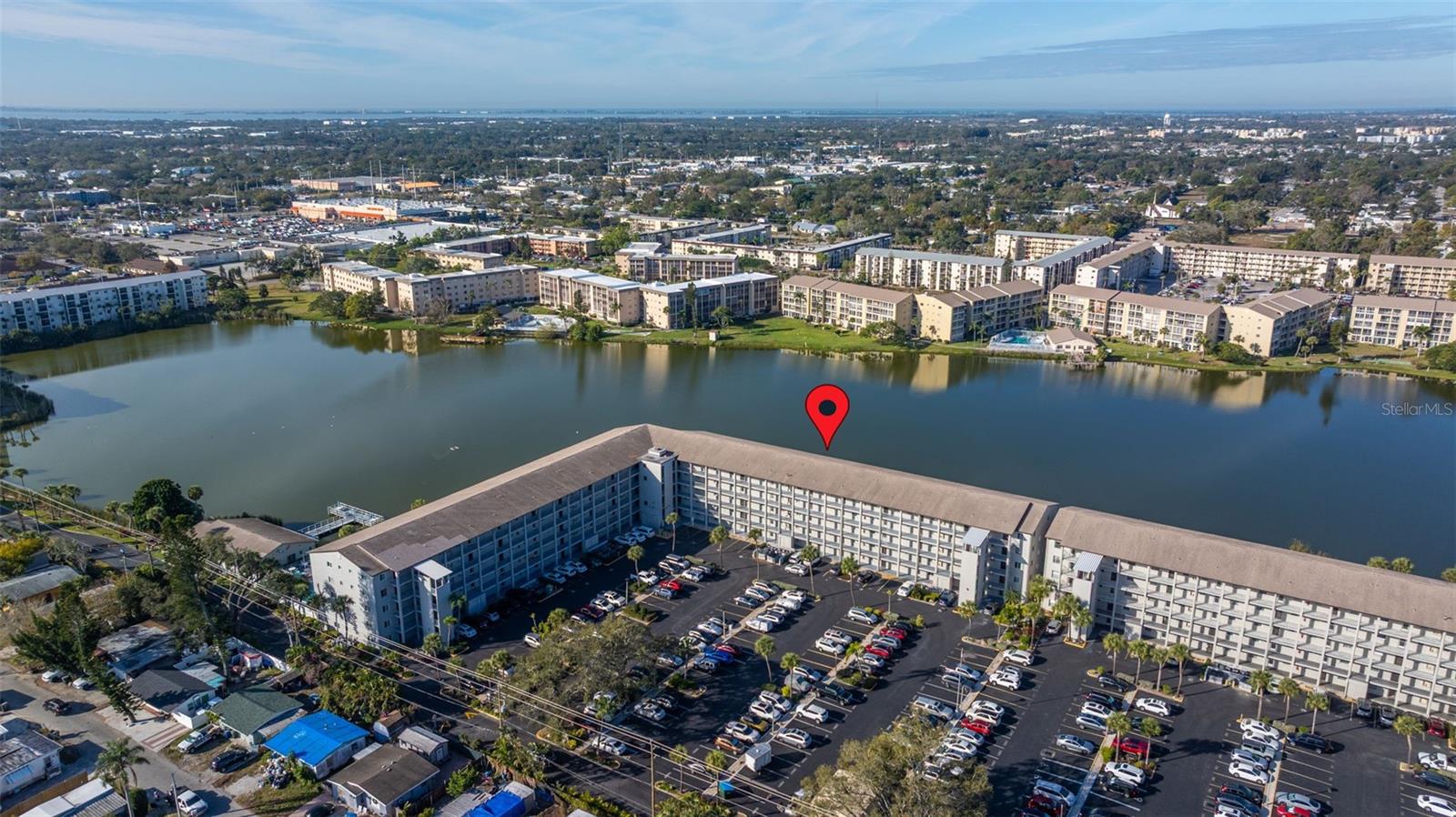 BAYSHORE ON THE LAKE APTS III SEC2 - Residential