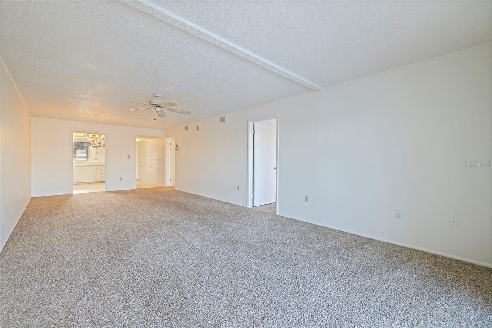 BAYSHORE ON THE LAKE APTS III SEC2 - Residential