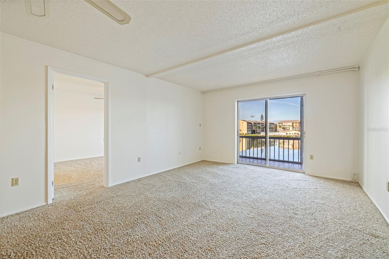 BAYSHORE ON THE LAKE APTS III SEC2 - Residential