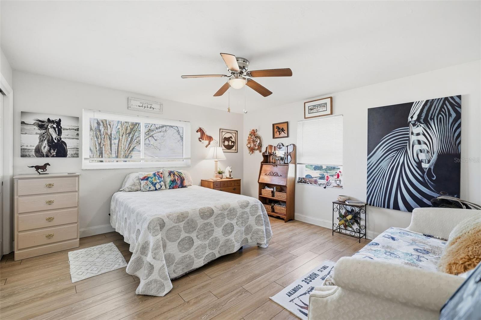 BEVERLY HILLS UNIT 08 PH 02 - Residential