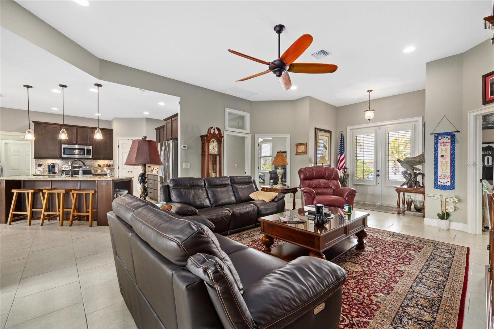 RIVIERA LAGOONS - Residential